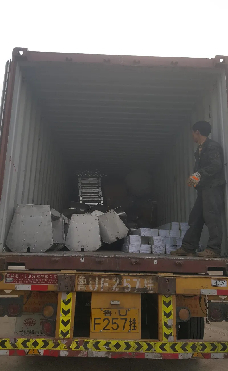Yeni İhracat Güncellemesi: Deba Brothers'ın Nijerya Domuz Çiftliği Projesinin Tüm Ekipmanları Paketlendi ve Konteyner Yüklemeye Hazır